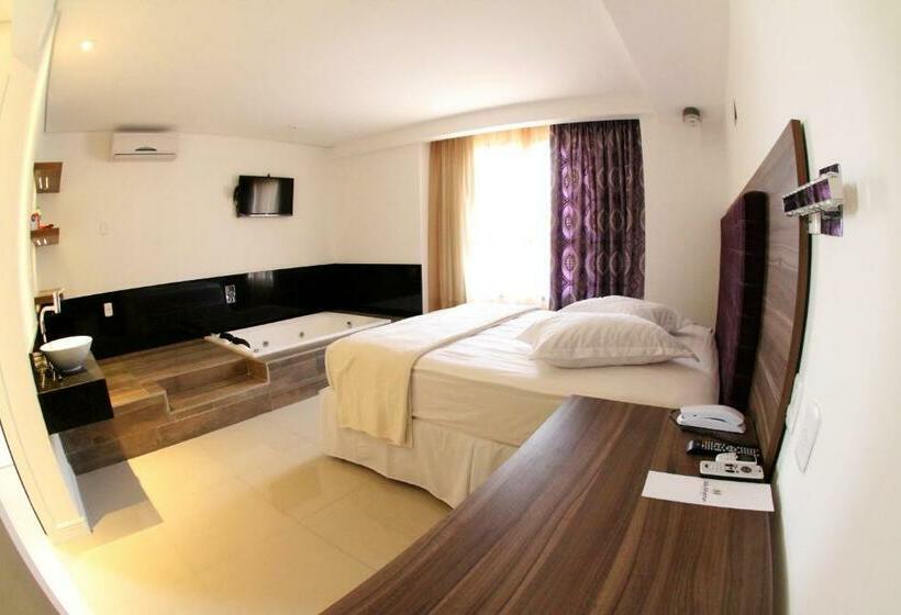 جناح ديلوكس, São Mateus