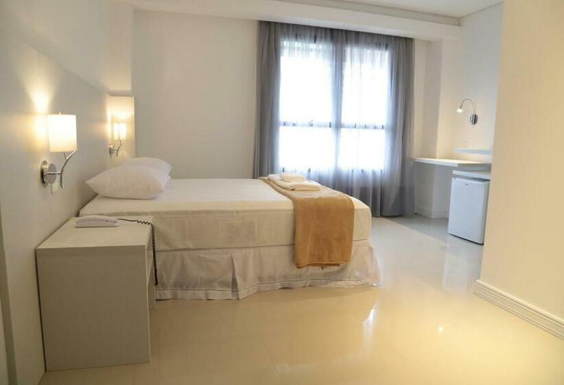 جناح ديلوكس, São Mateus