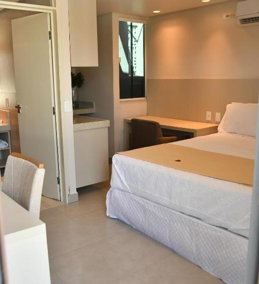 חדר סטנדרט, Troodon Park