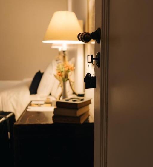 סוויטת פרמיום, Roots Resort