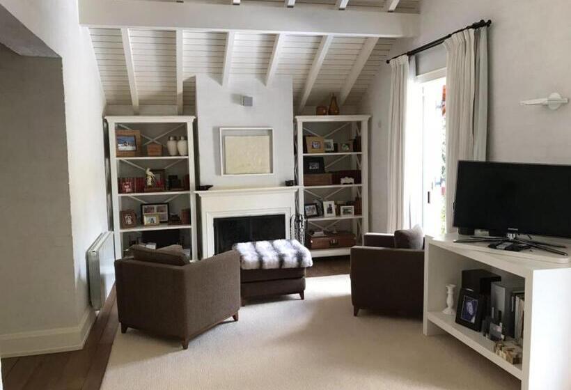 סוויטת פרמיום, Roots Resort