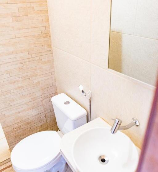 اتاق لوکس, Abaquar Hostel