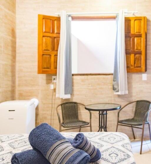 اتاق لوکس, Abaquar Hostel