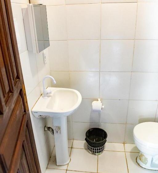 اتاق لوکس خانوادگی, Abaquar Hostel