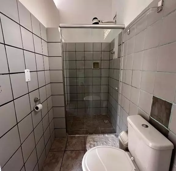Standard Neljän Hengen Huone, Hostel E Pousada Da Rose