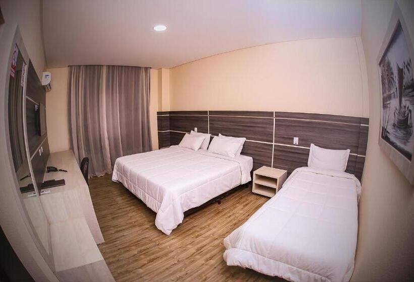 غرفة ديلوكس ثلاثية, Garda