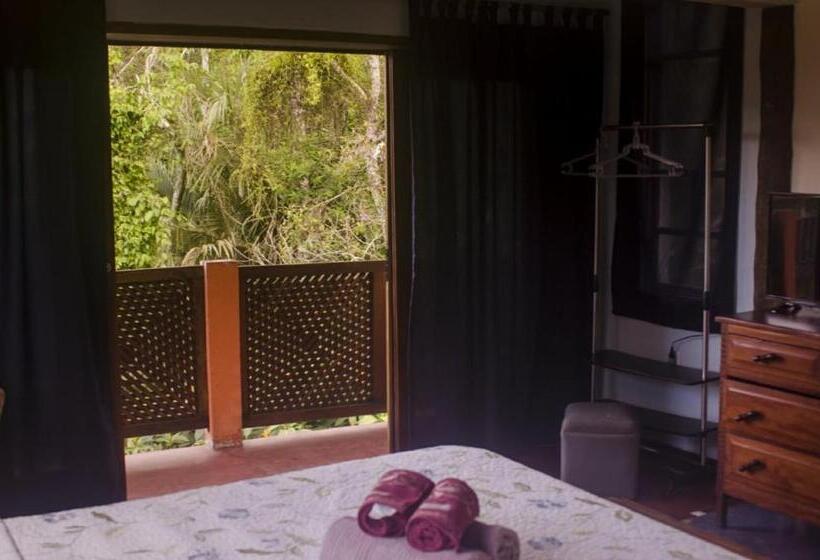 Suite with lake view, Lagamar Eco