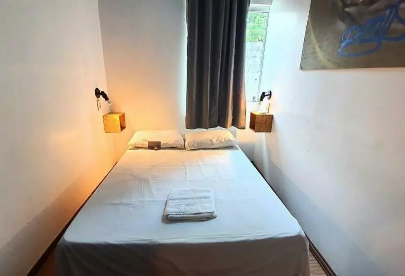 スイート, Local Hostel Manaus