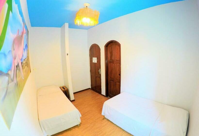 スイート, Local Hostel Manaus