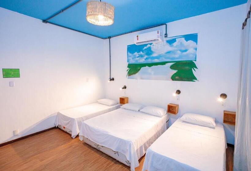 デラックスの4人部屋, Local Hostel Manaus