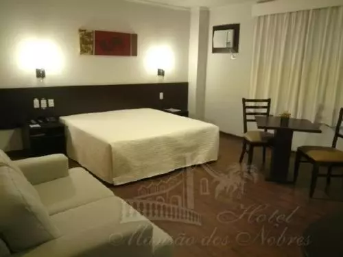 マスタールーム, Mansão Dos Nobres