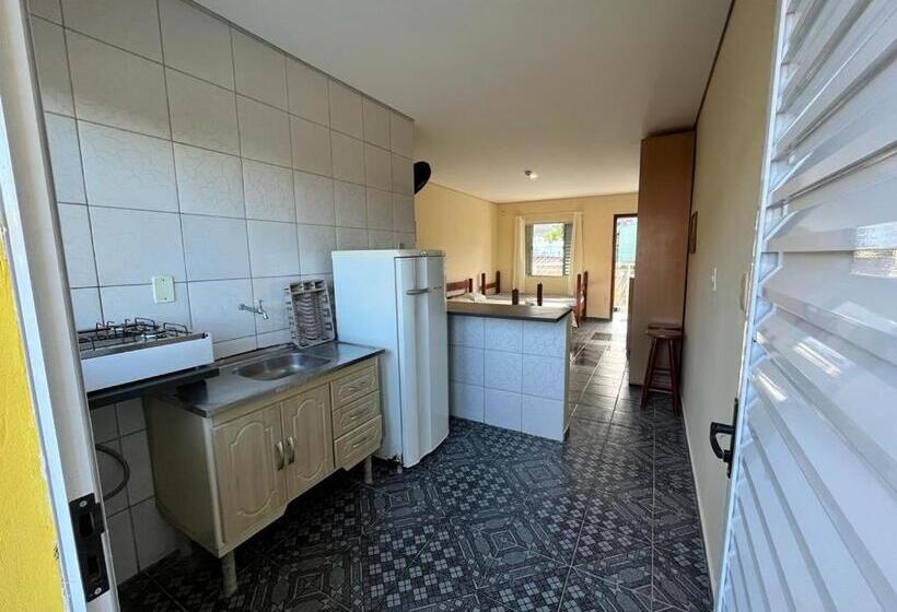 스탠다드 트리플 룸, Pousada Caraguá