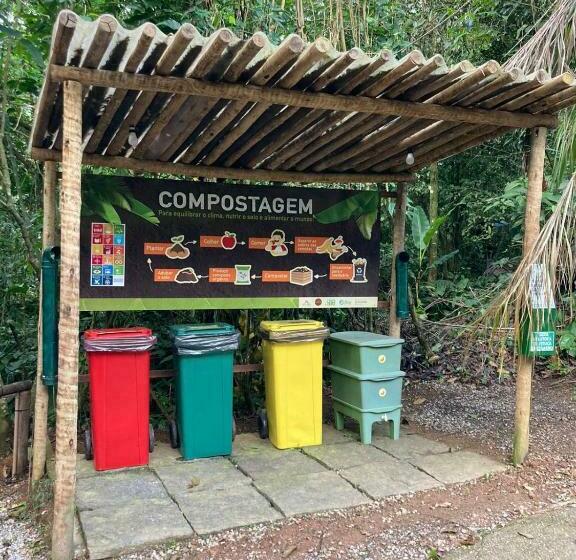 جناح, Pousada Pé Da Mata Maresias