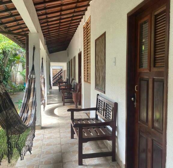 غرفة قياسية رباعية, Pousada Pedra Furada