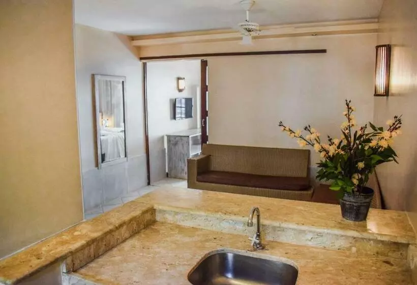 Deluxe Neljän Hengen Huone, Pousada Recanto Do Lobo