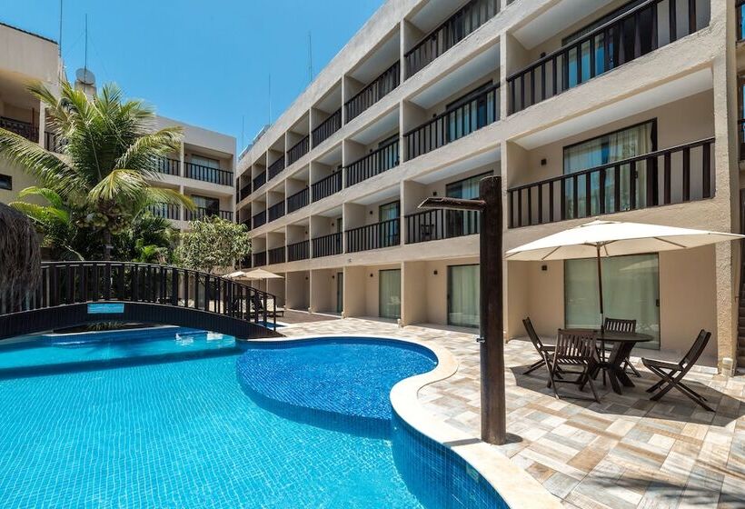 جناح مطلّ علي حمام السباحة, Pousada Recanto Do Lobo