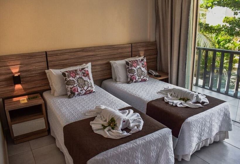 جناح مطلّ علي حمام السباحة, Pousada Recanto Do Lobo