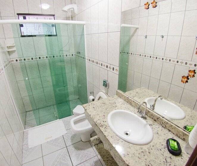 חדר סטנדרטי לחמישה אנשים, Pousada Rota Do Sol