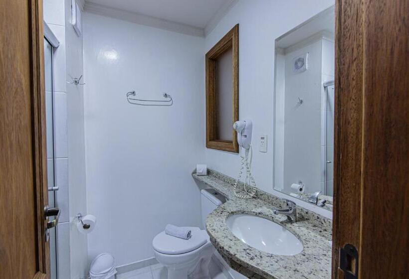 스위트, Pousada Villa Verde