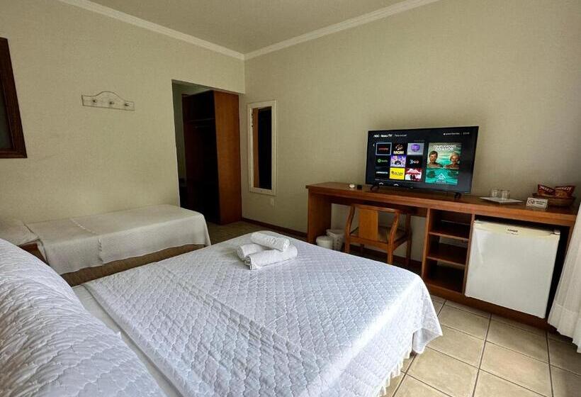 스위트, Pousada Villa Verde