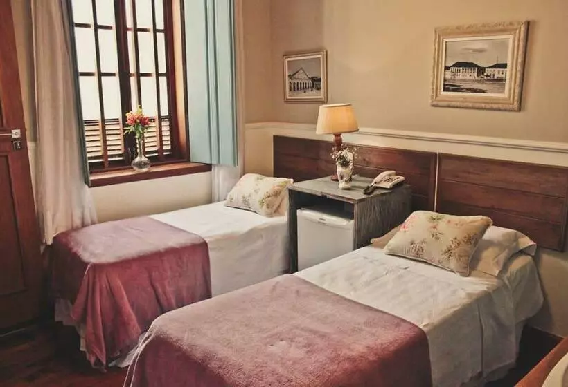 スタンダードトリプルルーム, Vila Nova Do Príncipe