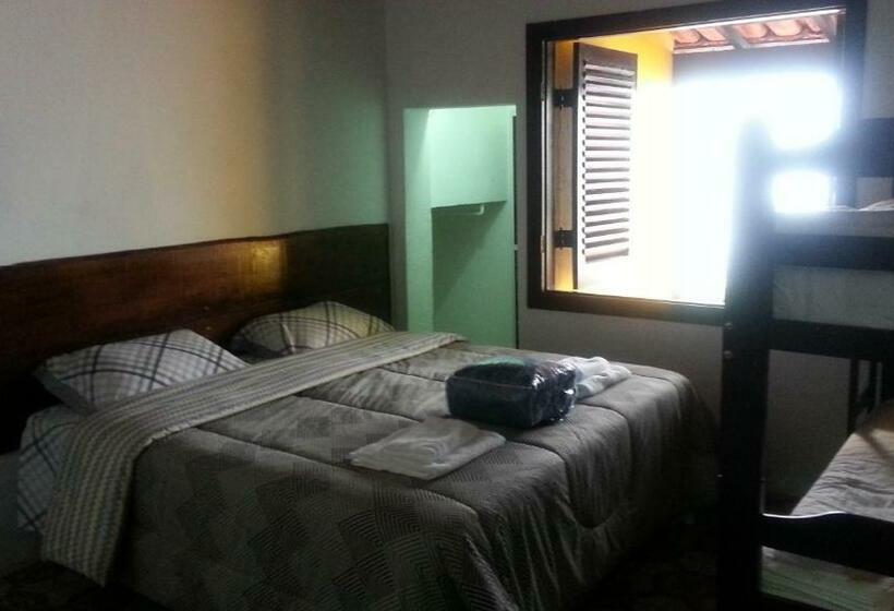 スタンダード４人部屋, Guappo Socorro