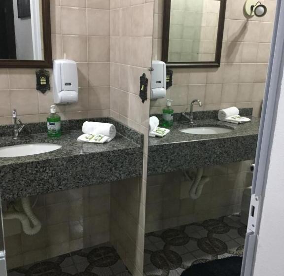 スイート（家族用）, Guappo Socorro