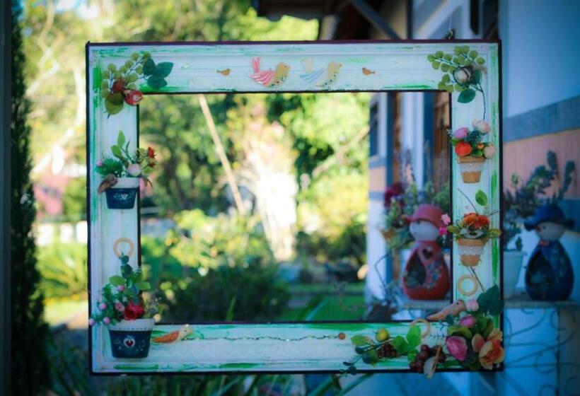 סוויטה, Pousada Pouso Do Barão