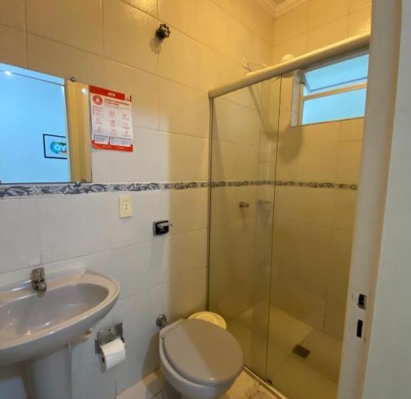 اتاق استاندارد سه نفره, City Hotel, Curitiba