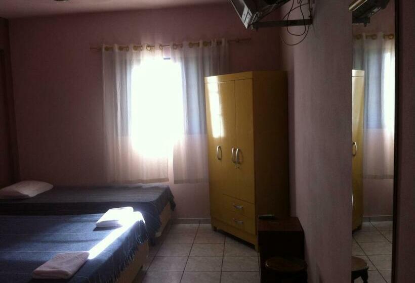 غرفة قياسية, 50