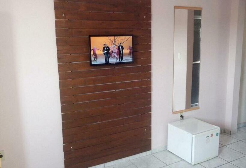 غرفة قياسية, 50