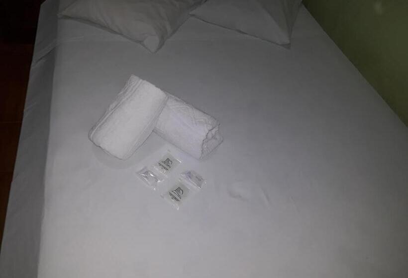 标准三人间, Chalé Ji Parana