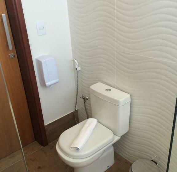 プレミアムルーム, Giordano Mantiqueira