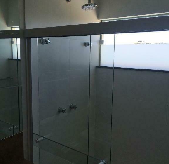 プレミアムルーム, Giordano Mantiqueira