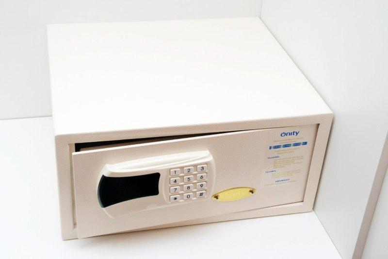 身障者適用スタンダードルーム, Giordano Mantiqueira