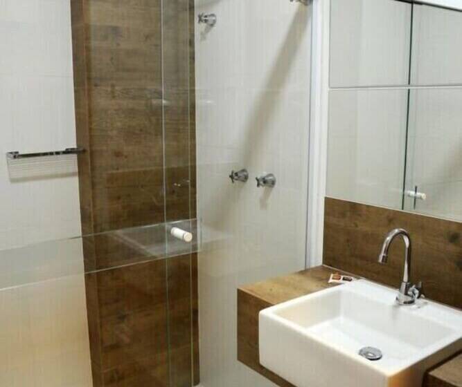 プレミアムルーム, Giordano Mantiqueira