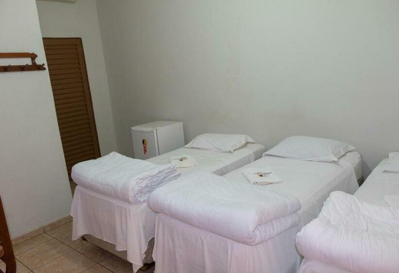 Номер Стандарт Трехместный, Jeremias