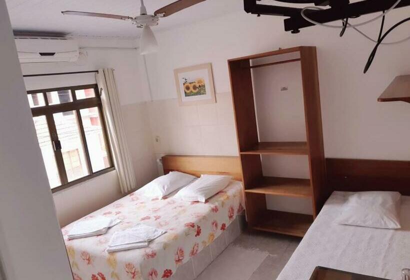 スタンダードトリプルルーム, Lobo