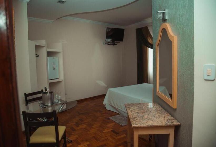 デラックスルーム, Meri