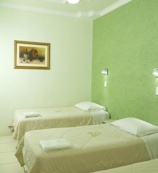 デラックストリプルルーム, Meri