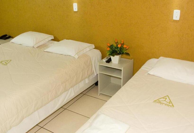 デラックストリプルルーム, Meri