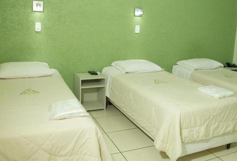 スタンダードトリプルルーム, Meri