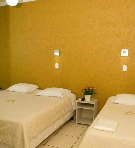 スタンダードトリプルルーム, Meri