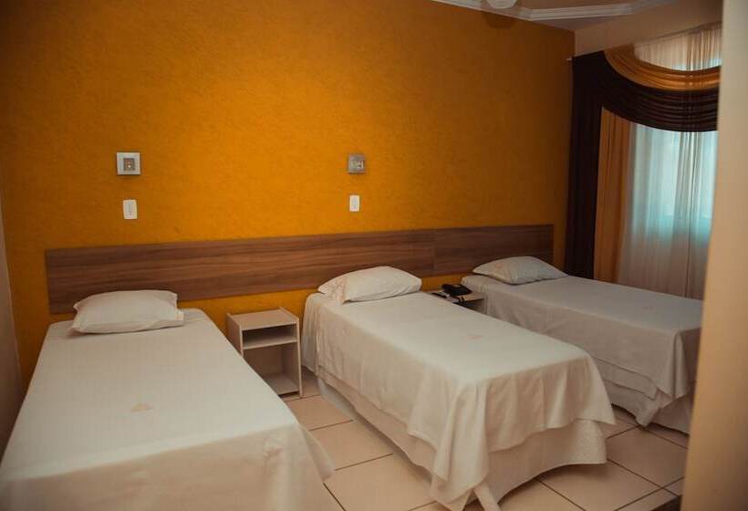 スタンダードトリプルルーム, Meri