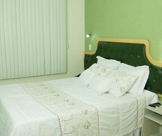 デラックスルーム, Meri