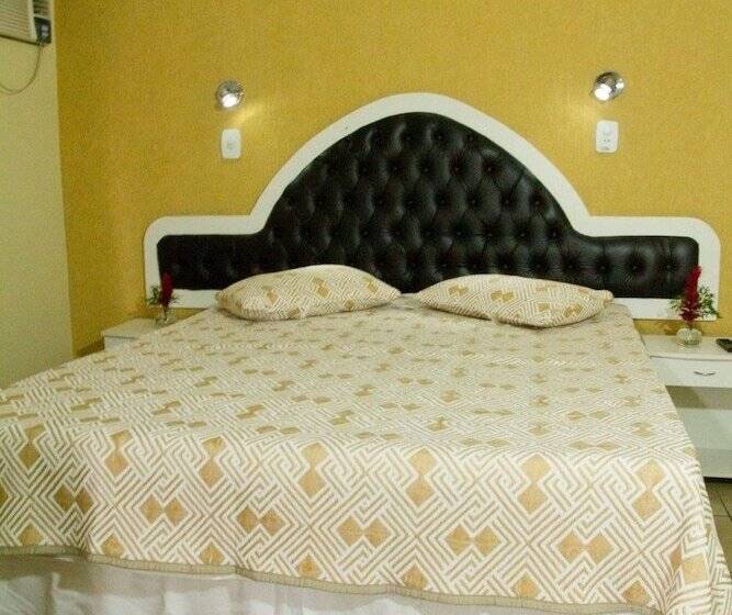 デラックスルーム, Meri