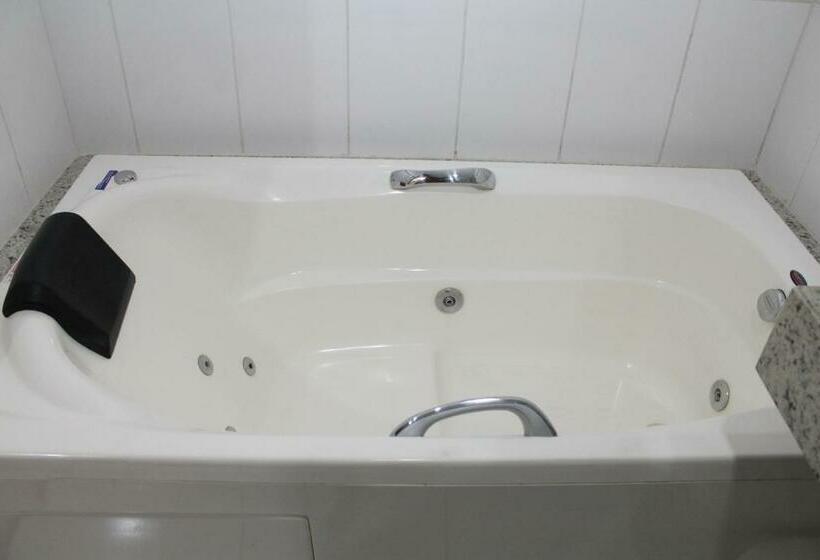 Quarto Executivo, Resende Inn
