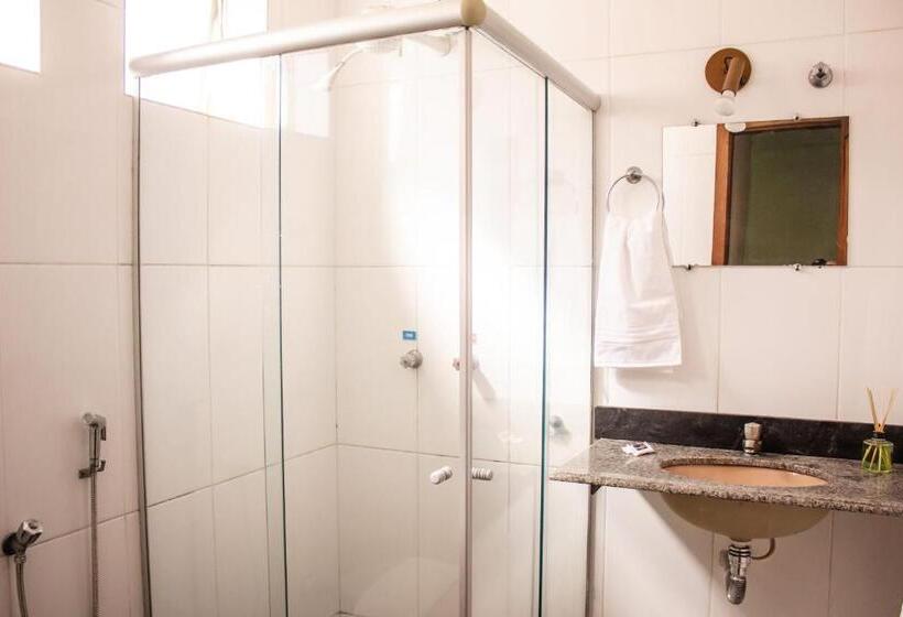 标准间, Riviera Palace