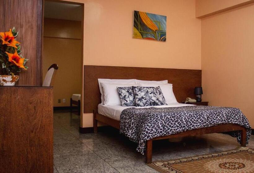 标准间, Riviera Palace