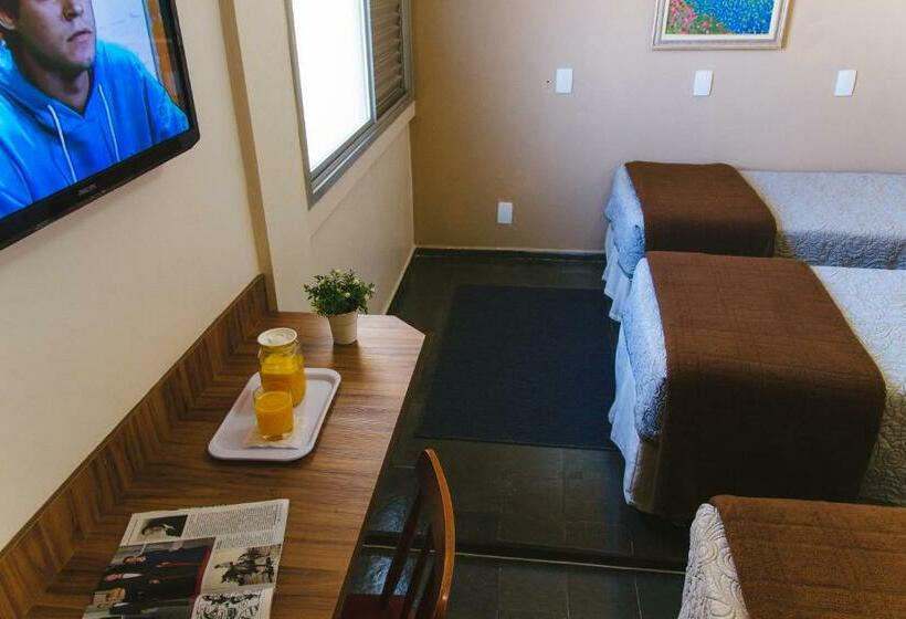 חדר סטנדרט לשלושה, Saint Martin